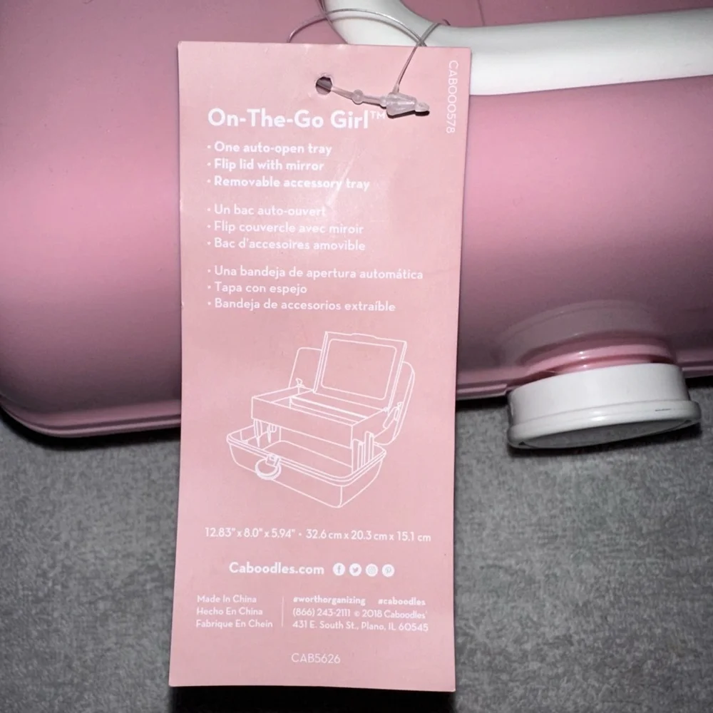 NWT Caboodles 5626 Classic on The Go Girl I Love Retro Millennial Pink Case